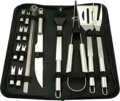 Krumble 18-delige Barbecue Set / Roestvrijstalen BBQ Set Van 18 / Inclusief Handige Opbergtas - RVS -Barbecue Gereedschap Winkel 1200x1014