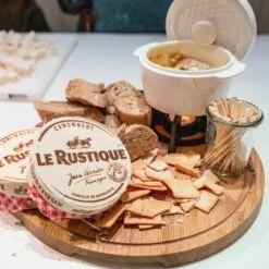 Boska Pizzaplank Friends L - BBQ Accessoires - Eikenhout - Handige Opvanggeul - Ø 34 Cm -Barbecue Gereedschap Winkel 1200x1200 342