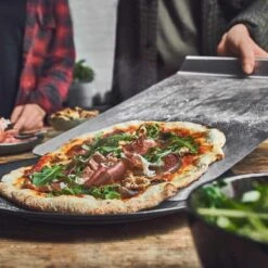 Burnhard Pizzasteen 38 X 30 X 1,5 Cm + Pizzaschep 29 Burnhard Pizzasteen 38 X 30 X 1,5 Cm + Pizzaschep -Barbecue Gereedschap Winkel 1200x1200 451