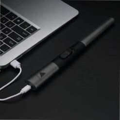 Oplaadbare Lange Elektrische Aansteker - Duurzame Plasma Aansteker – Luxe Aansteker - Inclusief Cadeauverpakking - BBQ – Kaarsen - Zwart -Barbecue Gereedschap Winkel 1200x1200 562