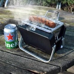 Mikamax Draagbare Mini BBQ - Barbecue - 's Werelds Kleinste Barbecue - Past In Je Broekzak - 18 × 6 × 15,5 Cm - 714 Gram - Mat Zwart -Barbecue Gereedschap Winkel 1200x1200 66