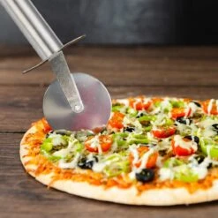 ProudProducts - Pizzasnijder - Ophangbaar - RVS -Barbecue Gereedschap Winkel 1200x1200 799