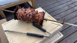 BBQ Rotisserie Kebab Spiezen Set (universele Set Geschikt Voor De Meeste Rotisseries / BBQ Spitten) -Barbecue Gereedschap Winkel 1200x675 4