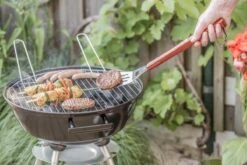 BBQ Collection Houtskoolbarbecue - Kogelbarbecue 45 X 60 Centimeter - Ronde Barbecue - Barbecue Op Wielen - Zwart - Metaal -Barbecue Gereedschap Winkel 1200x800 17