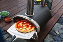 Ooni Fyra 12 Houtpellets Gestookte Pizzaoven 27 Ooni Fyra 12 Houtpellets Gestookte Pizzaoven -Barbecue Gereedschap Winkel 1200x801 3