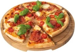 Boska Pizzaplank Friends L - BBQ Accessoires - Eikenhout - Handige Opvanggeul - Ø 34 Cm -Barbecue Gereedschap Winkel 1200x844