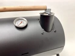 Compacte Draagbare Kolen BBQ Van Wolff BBQ - Handig Voor Op De Camping Op Het Strand Of In Een Park - Smoker Barbecue - Draagbare Lichtgewicht Bbq - Met Thermometer En Lucht Doorvoer. Laat Je Vlees Langzaam Garen. 13 Compacte Draagbare Kolen BBQ Van Wolff BBQ - Handig Voor Op De Camping Op Het Strand Of In Een Park - Smoker Barbecue - Draagbare Lichtgewicht Bbq - Met Thermometer En Lucht Doorvoer. Laat Je Vlees Langzaam Garen. -Barbecue Gereedschap Winkel 1200x899 13