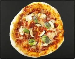 Navaris Pizzasteen XL Voor Oven En Barbecue - Rechthoekige Pizzaplaat 38 X 30 Cm - Inclusief Receptenboek - Keramisch Geglazuurd - Zwart 23 Navaris Pizzasteen XL Voor Oven En Barbecue - Rechthoekige Pizzaplaat 38 X 30 Cm - Inclusief Receptenboek - Keramisch Geglazuurd - Zwart -Barbecue Gereedschap Winkel 1200x942 2
