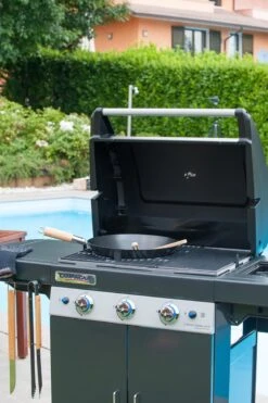 Campingaz 3 Series Classic LS Gasbarbecue - 3 Branders - Zwart - BBQ -Barbecue Gereedschap Winkel 798x1200