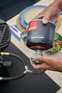 NomadiQ Gasflesjes (3 Stuks X 500 Gram) - EN417 Schroefventiel 7 NomadiQ Gasflesjes (3 Stuks X 500 Gram) - EN417 Schroefventiel -Barbecue Gereedschap Winkel 799x1200 4