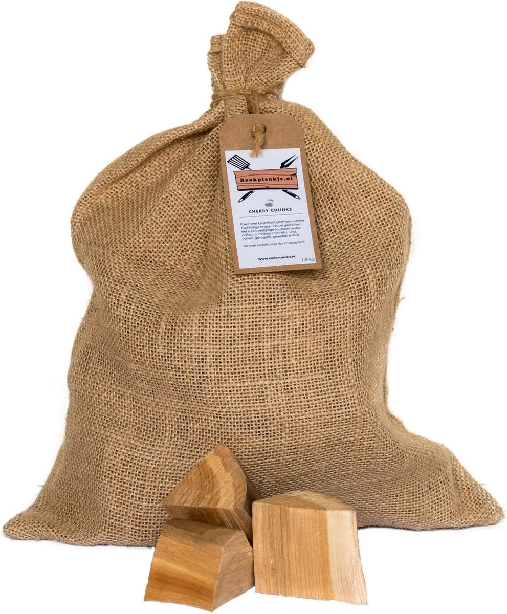 Kersen Chunks 1,5kg | BBQ | Rookhout 1 Kersen Chunks 1,5kg | BBQ | Rookhout